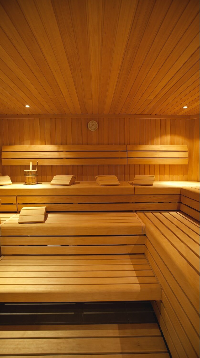Fitness- und Spa-Bereich für Hotelgäste.